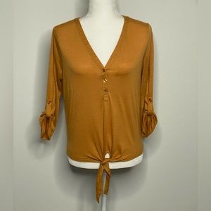NOBO GOLD BLOUSE RUFFED 3/4 SLEEVE